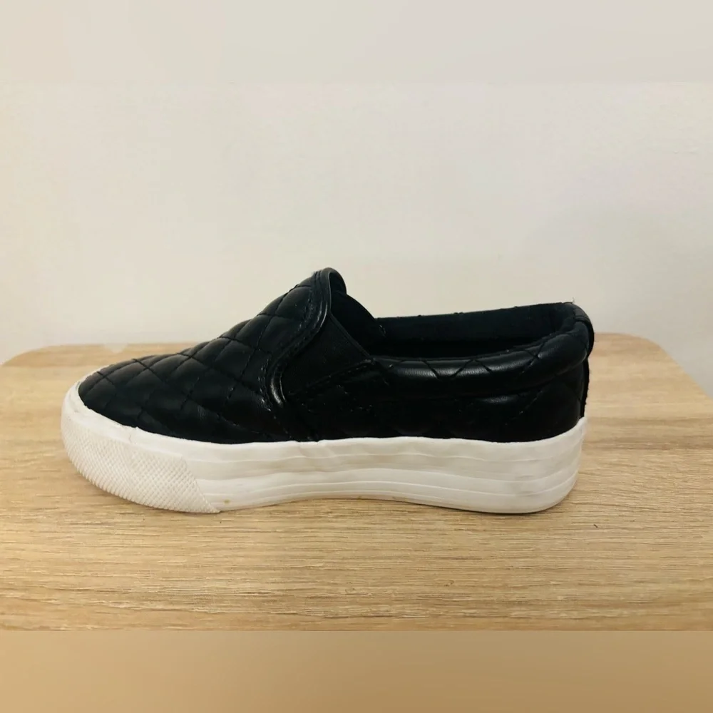 Mudd Kids Slip On Sneakers Black Faux Leather Shoes